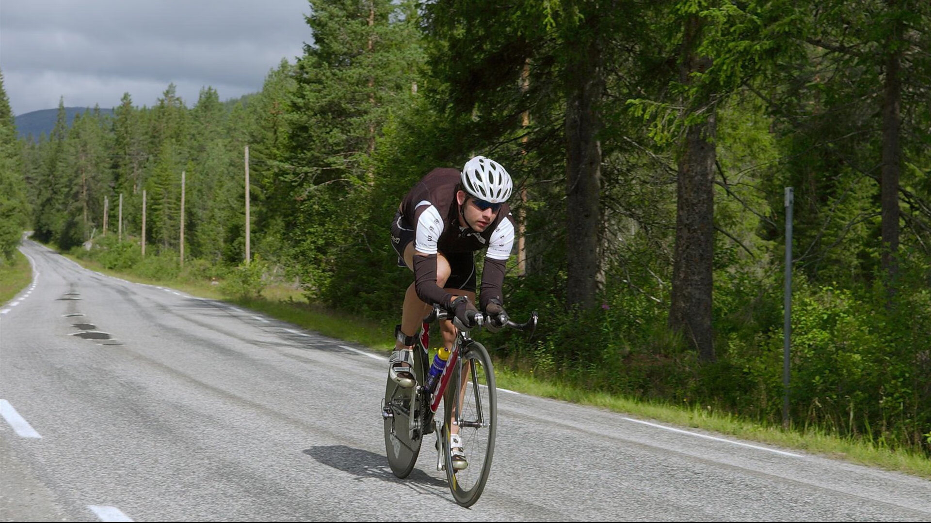 阿什拉夫爆发点燃逆袭之火,尤文爆冷塞维利亚背后的战术裂变与意志较量